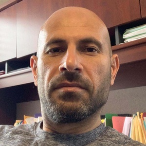 Headshot of Alex Amed