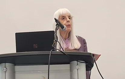 Instructor Phyllis Meng